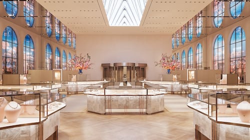 Tiffany’s Staff Exits Test LVMH’s Turnaround Playbook