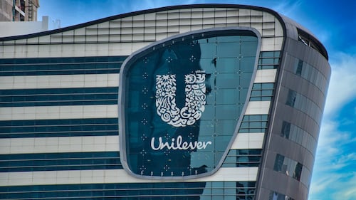 Unilever Sales Rise 4.5%, Narrowly Beating Expectations